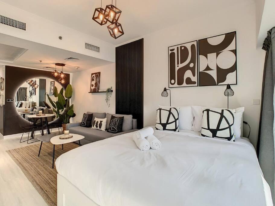 Luxury Modern Studio In Jlt With Amazing View & Rooftop Pool - Sleeps 3 Dubái Exterior foto